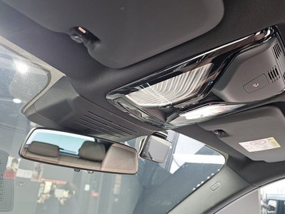 2025 BMW X5 — миниатюра 25