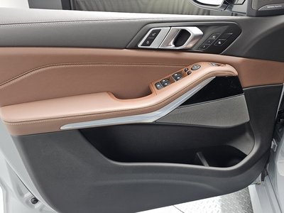2025 BMW X5 — миниатюра 14