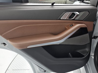 2025 BMW X5 — миниатюра 15