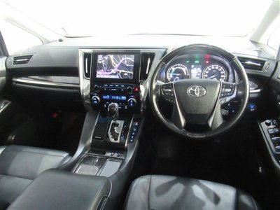 TOYOTA ALPHARD - 4
