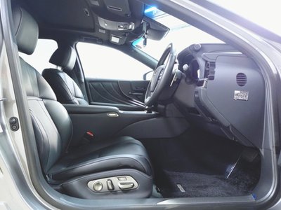 صورة مصغرة 24 لـ 2023 Lexus LS