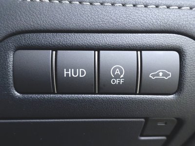 صورة مصغرة 21 لـ 2023 Lexus LS