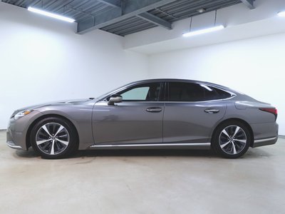 صورة مصغرة 4 لـ 2023 Lexus LS