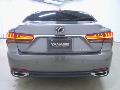 صورة مصغرة 7 لـ 2023 Lexus LS