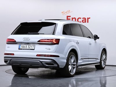 AUDI Q7 - 3