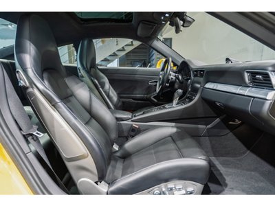 2016 Porsche 911 thumbnail 15