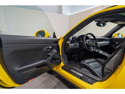 2016 Porsche 911 thumbnail 16