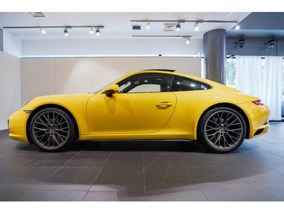2016 Porsche 911 thumbnail 13