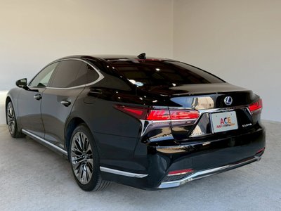 LEXUS LS - 10