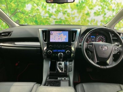 2022 TOYOTA ALPHARD photo 4