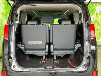 2022 TOYOTA ALPHARD photo 8