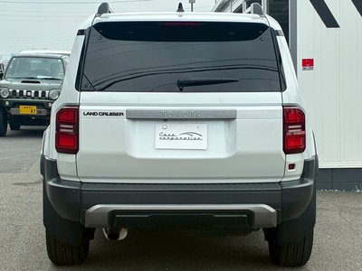 TOYOTA LAND CRUISER - 8