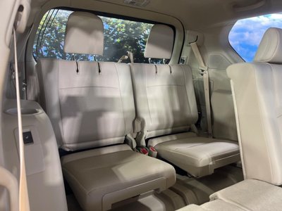 TOYOTA LAND CRUISER - 10
