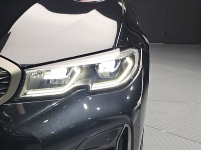 صورة 9 لـ 2021 BMW 3 SERIES