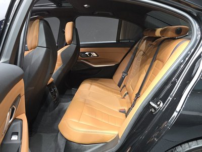 2021 BMW 3 SERIES — миниатюра 18