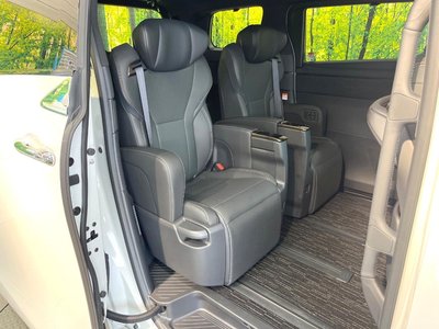 صورة 9 لـ 2025 Toyota ALPHARD