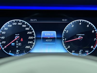 2018 Mercedes-BENZ E-CLASS — миниатюра 25