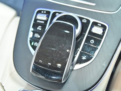 2018 Mercedes-BENZ E-CLASS — миниатюра 32
