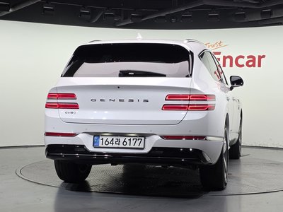 صورة 4 لـ 2020 Genesis GV80