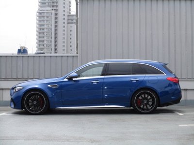 2025 Mercedes-BENZ C-CLASS AMG photo 3