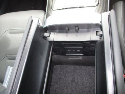 صورة مصغرة 15 لـ 2025 Mercedes-BENZ C-CLASS AMG