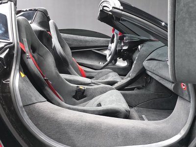 2024 Mclaren 750S thumbnail 16