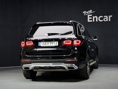 MERCEDES-BENZ GLC - 3