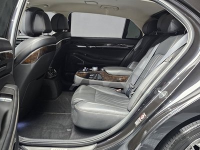 2019 Genesis G90 — миниатюра 16
