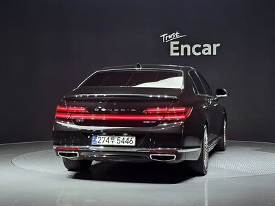 2019 Genesis G90 photo 4