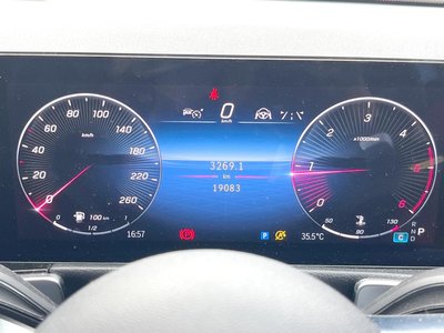 صورة مصغرة 40 لـ 2024 Mercedes-BENZ GLB