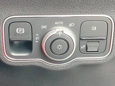 صورة مصغرة 33 لـ 2024 Mercedes-BENZ GLB