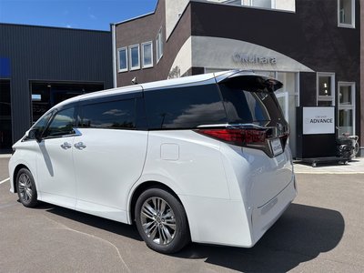 TOYOTA ALPHARD - 4