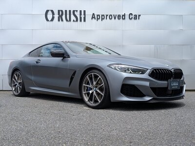 BMW 8 SERIES