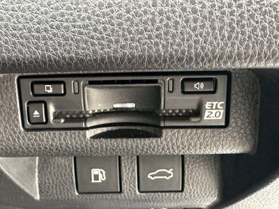 TOYOTA CROWN CROSSOVER - 7