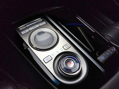 GENESIS G80 (RG3) - 9