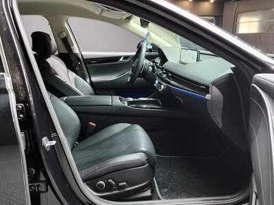 GENESIS G80 (RG3) - 10
