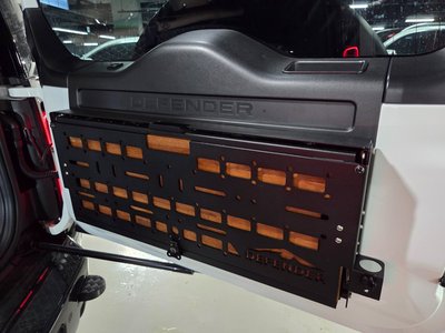 2025 LAND Rover DEFENDER — миниатюра 19