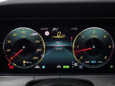 MERCEDES-BENZ CLS - 8