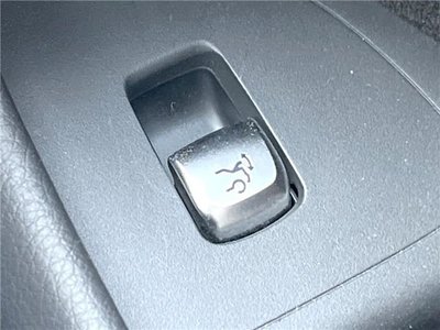 MERCEDES-BENZ CLS - 10