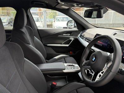 2025 BMW X2 photo 8