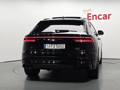 2023 AUDI Q8 照片 4