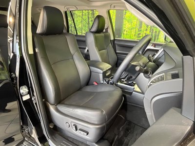 صورة 8 لـ 2023 Toyota LAND CRUISER PRADO