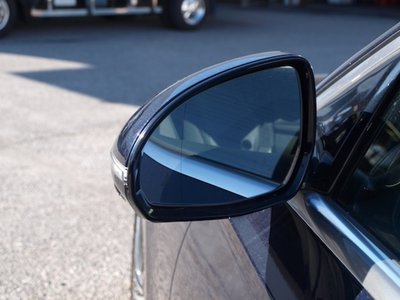 MERCEDES-BENZ E-CLASS - 6