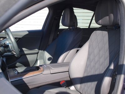 MERCEDES-BENZ E-CLASS - 10