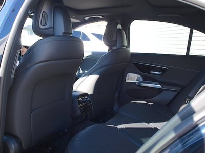 MERCEDES-BENZ E-CLASS - 9