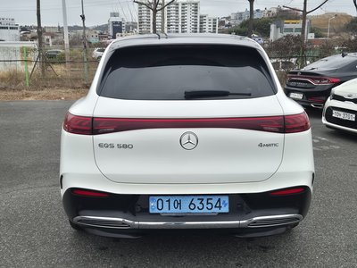 MERCEDES-BENZ EQS - 4
