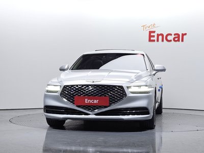 صورة 2 لـ 2019 Genesis G90