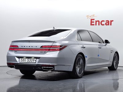 صورة 3 لـ 2019 Genesis G90
