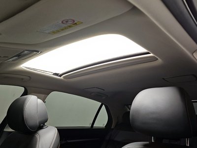 2019 Genesis G90 缩略图 19
