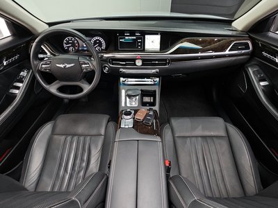 صورة 5 لـ 2019 Genesis G90